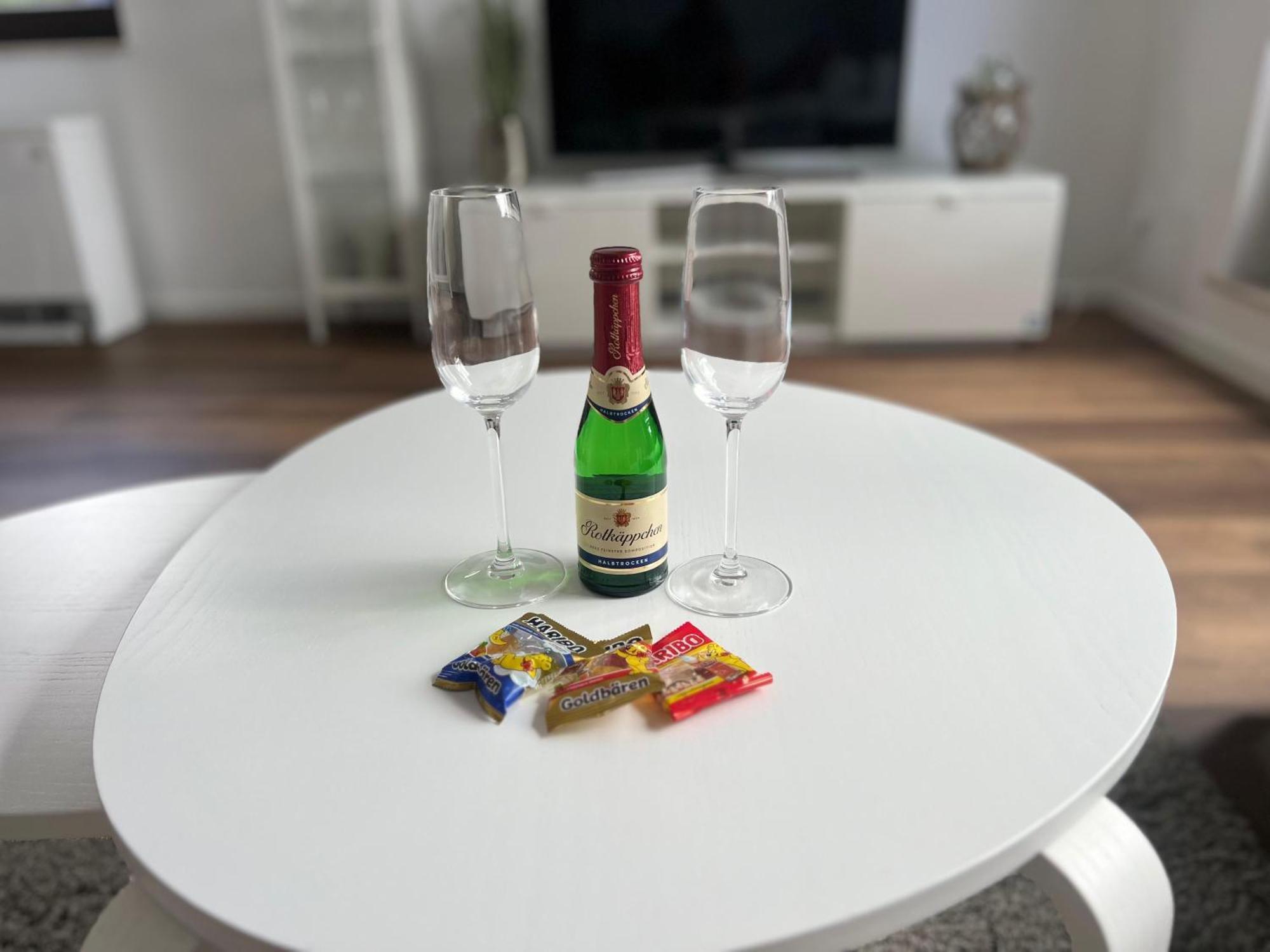 Gemuetliche 3-Zimmer-Wohnung Mit Panoramablick Und Kostenlosem Ueberdachten Parkplatz ヴィンターベルク エクステリア 写真