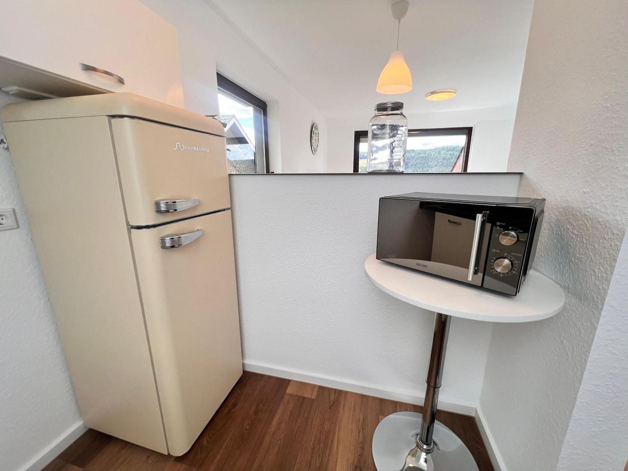 Gemuetliche 3-Zimmer-Wohnung Mit Panoramablick Und Kostenlosem Ueberdachten Parkplatz ヴィンターベルク エクステリア 写真