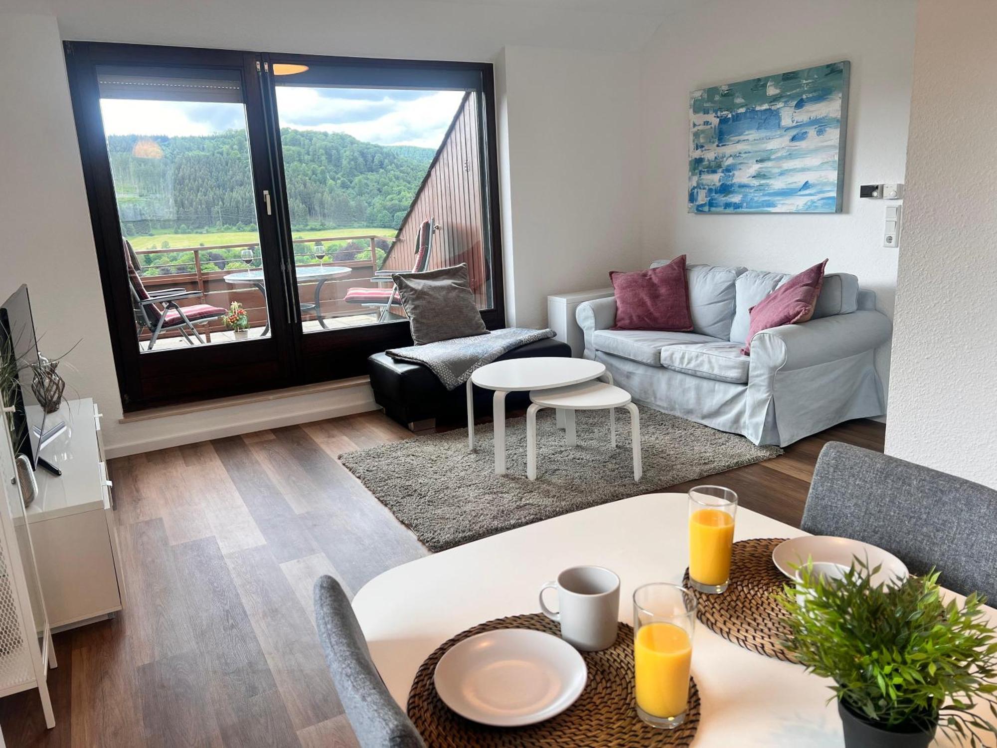Gemuetliche 3-Zimmer-Wohnung Mit Panoramablick Und Kostenlosem Ueberdachten Parkplatz ヴィンターベルク エクステリア 写真